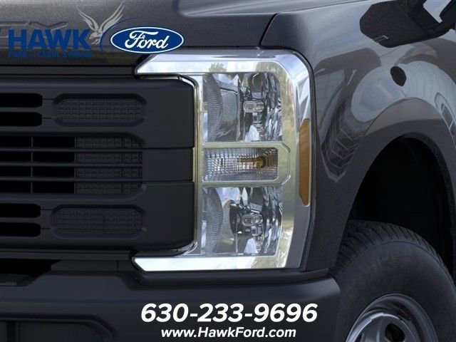 New 2025 Agate Black Metallic Ford F-250® XL image 18