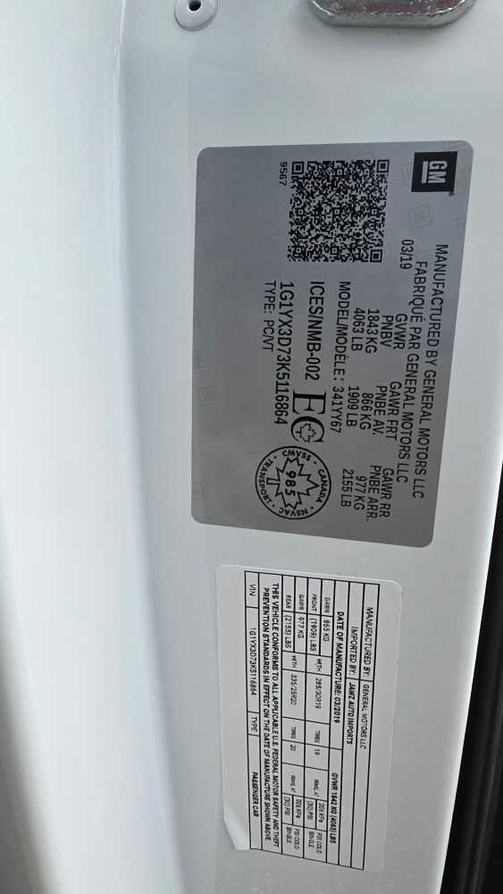 Used 2019 White Chevrolet Grand Sport 2LT image 32