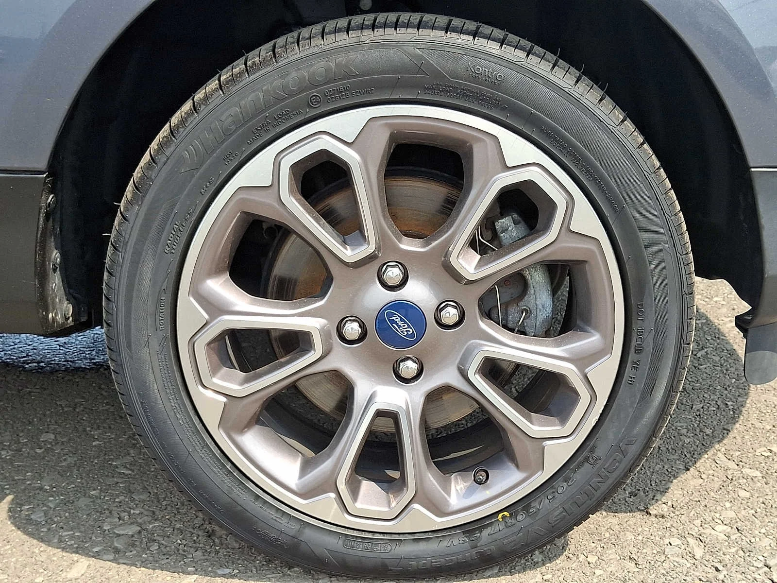 Used 2018 Gray Ford Titanium image 8