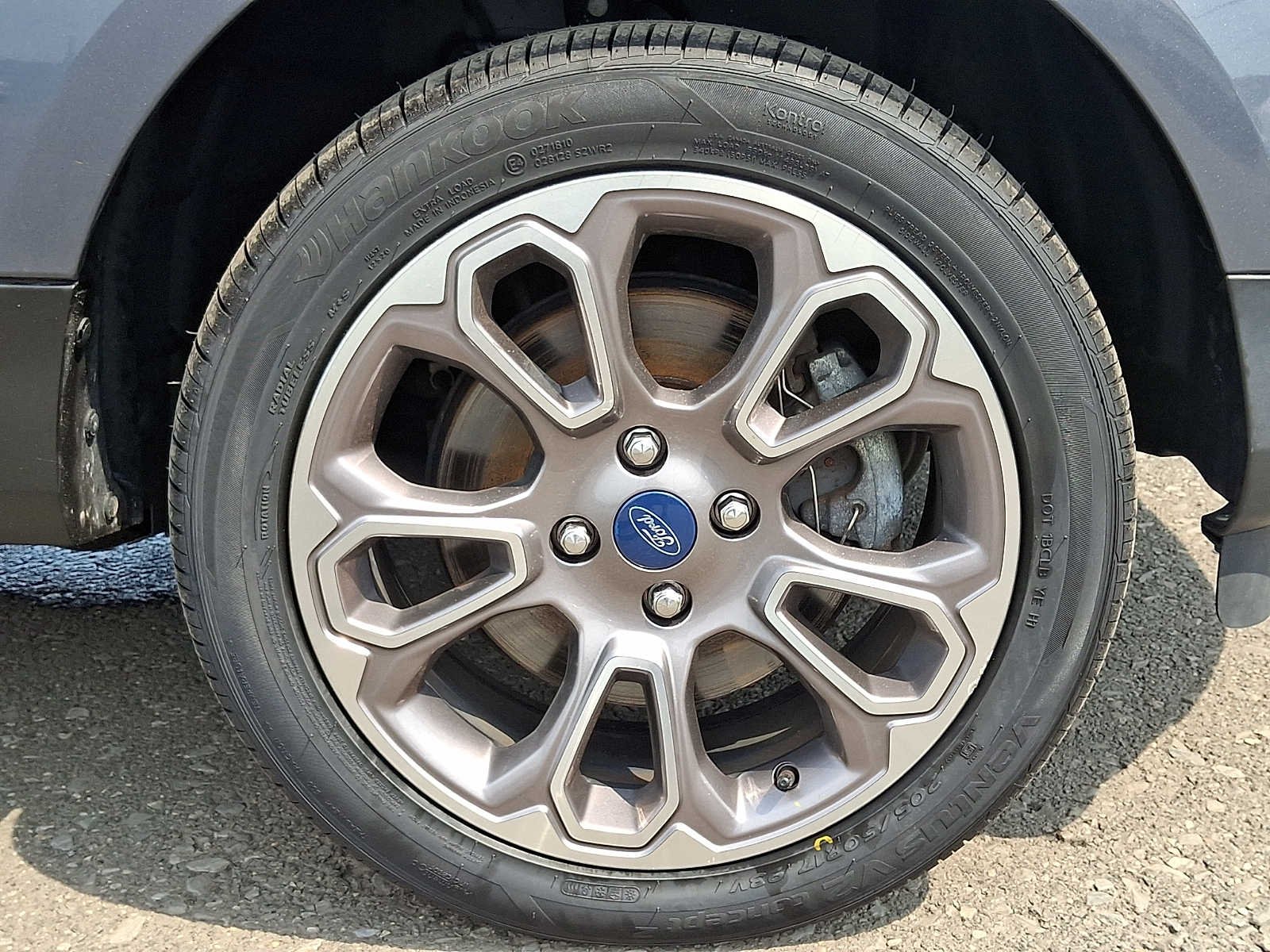 Used 2018 Gray Ford Titanium image 8