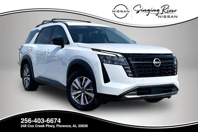 2026 Nissan Pathfinder SL 2WD's photo