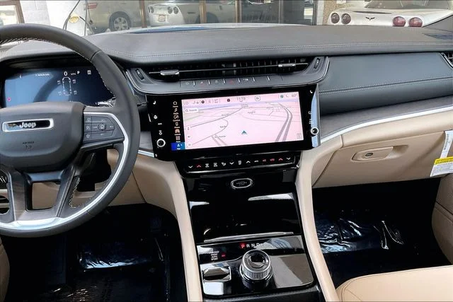 New 2026 Silver Jeep Limited image 5