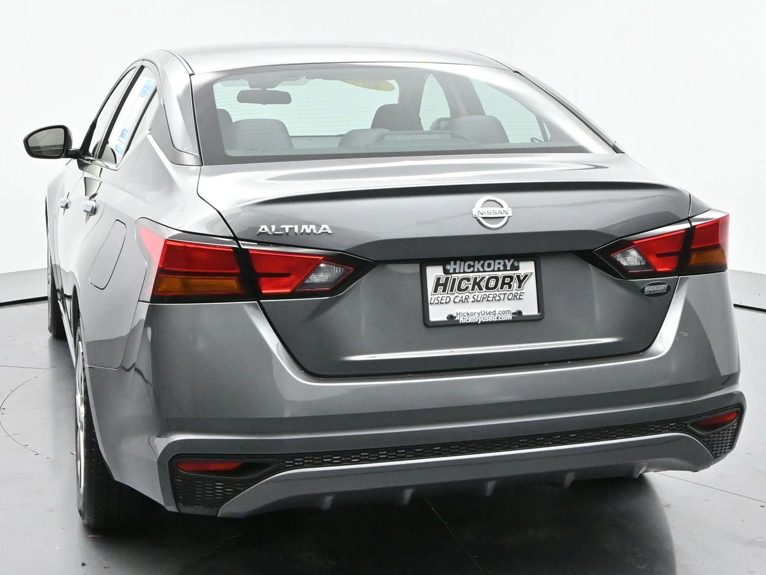Used 2022 Gun Metallic Nissan 2.5 S image 6