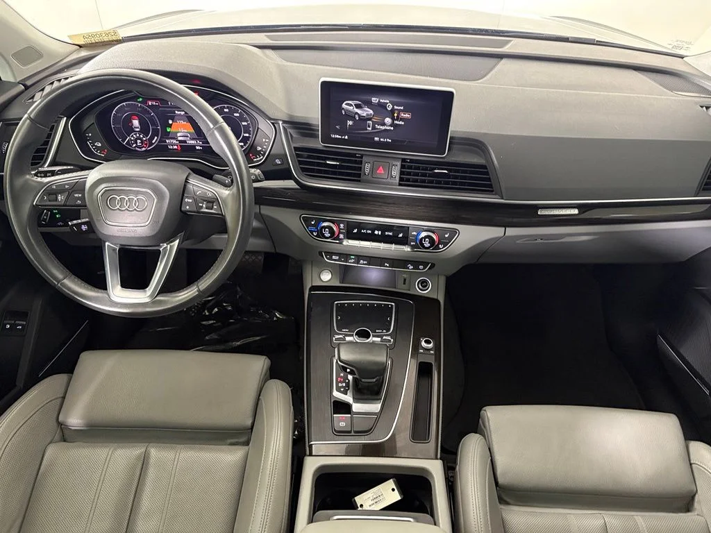 Used 2020 Black Audi 55 Premium image 33
