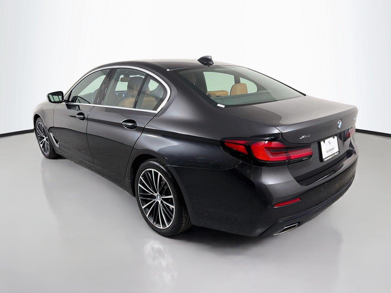 Used 2022 Dark Graphite Metallic BMW 540i xDrive image 7