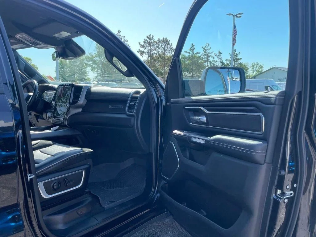 Used 2023 Black Ram Laramie image 32