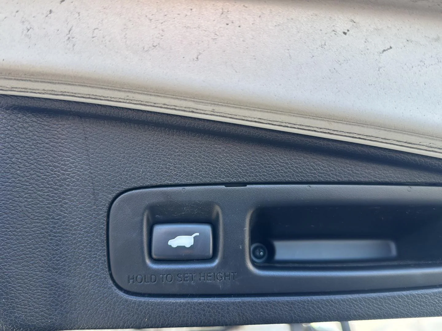 Used 2019 Platinum White Pearl Honda EX-L image 23