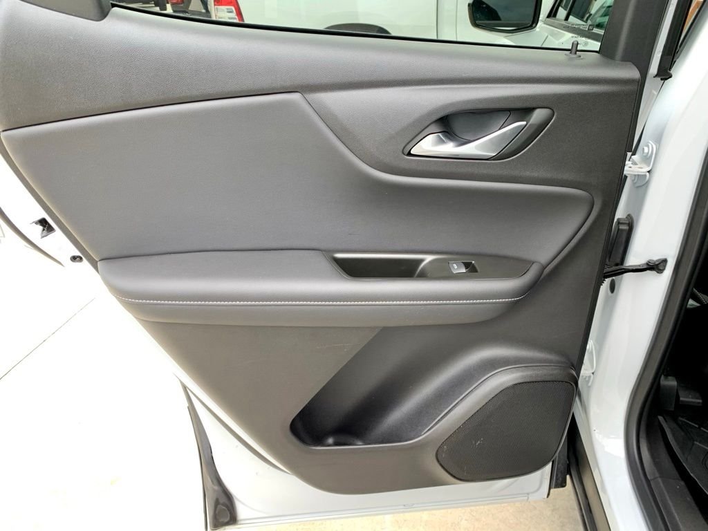 Used 2024 White Chevrolet LT image 16