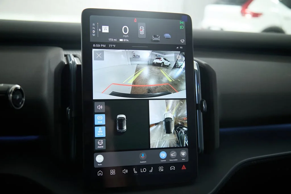New 2026 Crystal White Volvo Ultra image 30