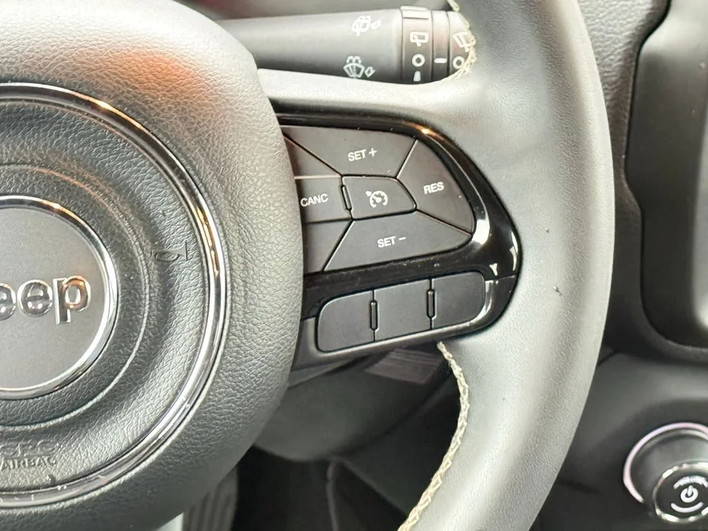 Used 2021 Gray Jeep Latitude image 22