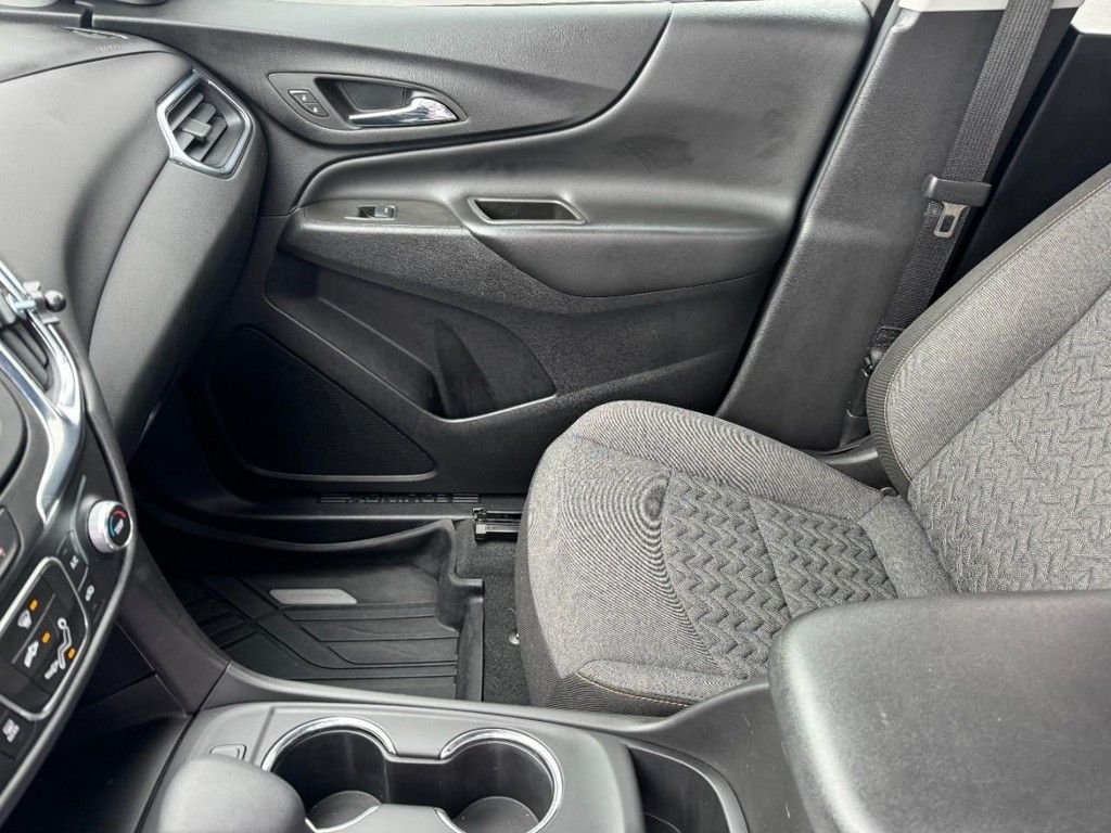 Used 2023 White Chevrolet LT image 12