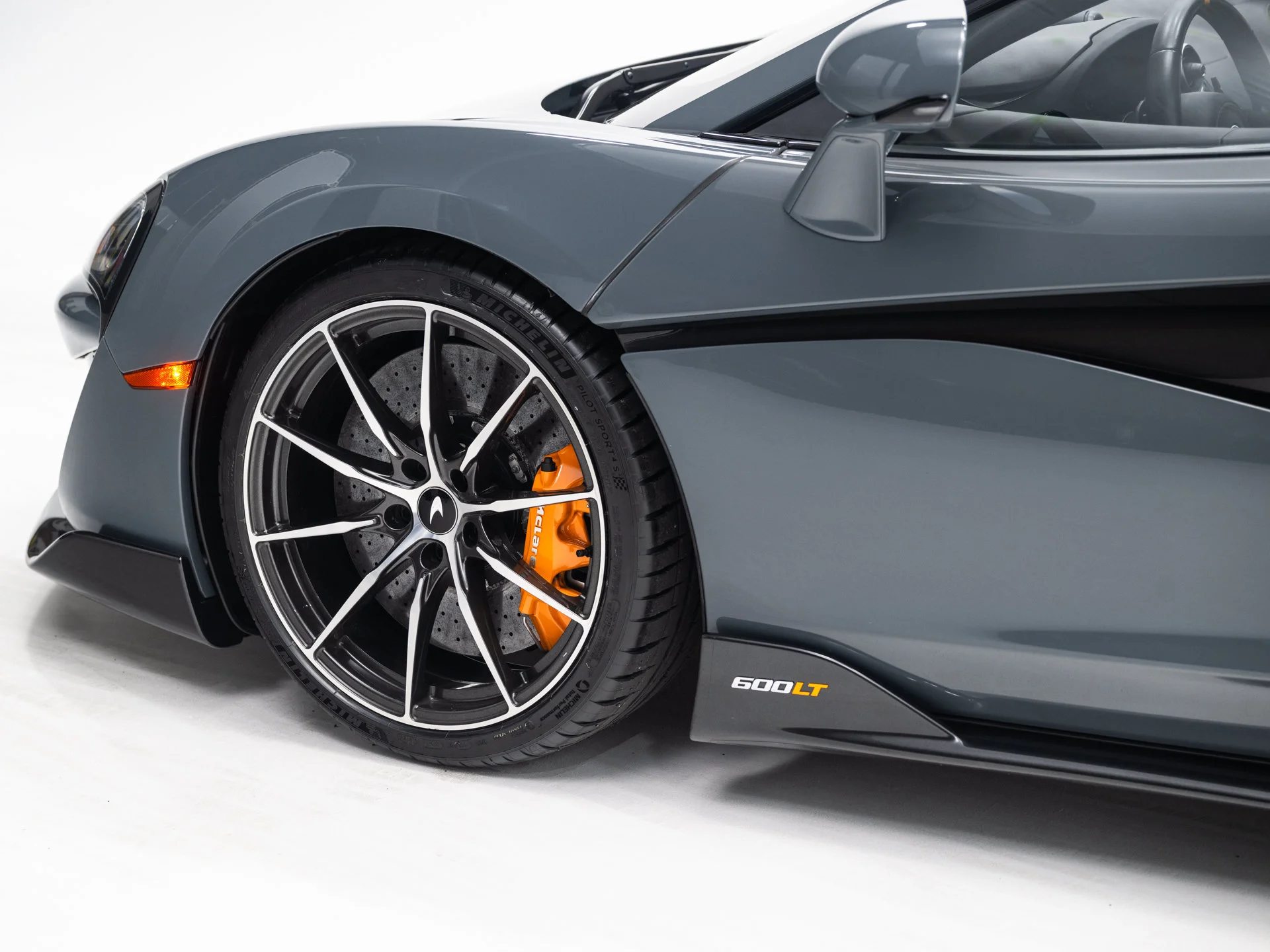 Used 2019 Chicane Effect McLaren Base image 25