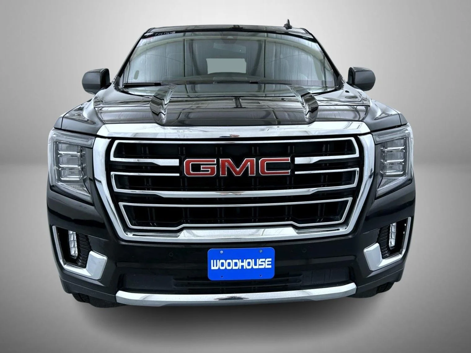 Used 2021 Black GMC SLT image 2