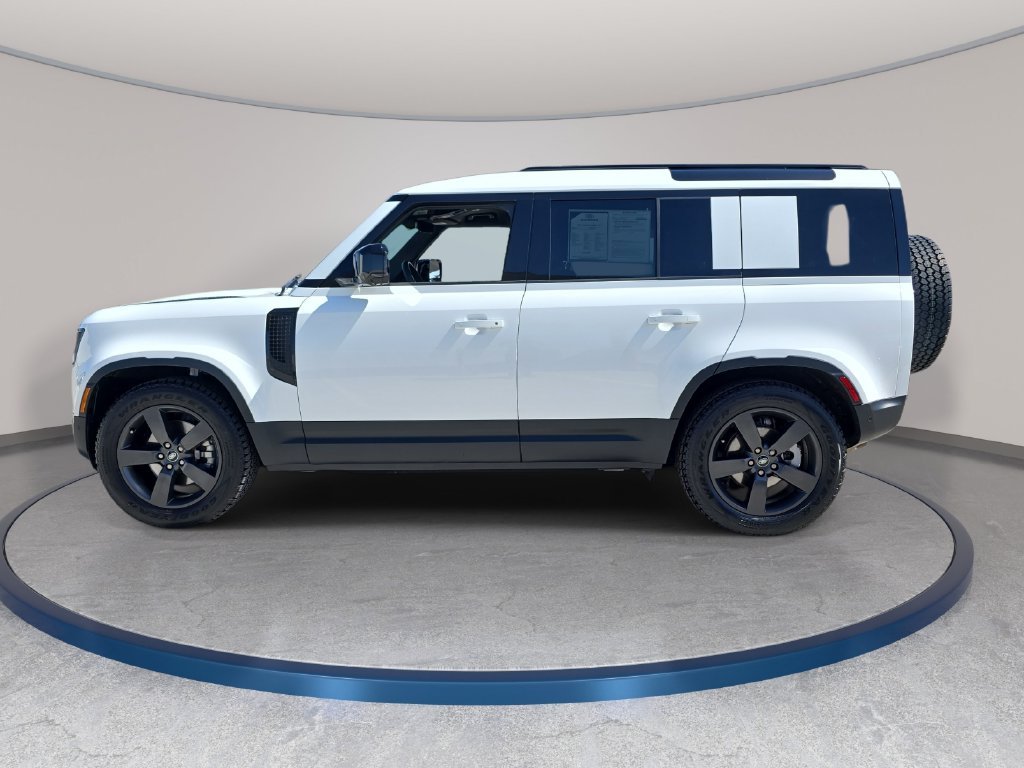 Certified Used 2025 White Land Rover S image 8
