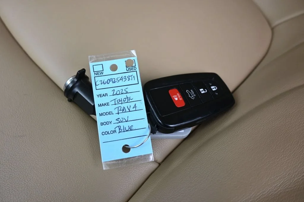 Used 2025 Blueprint Toyota XLE Premium image 24