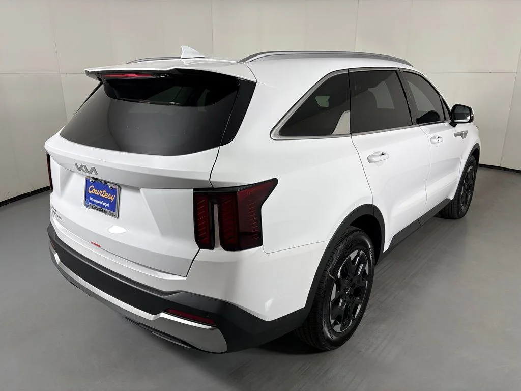 New 2026 Glacial White Pearl Kia S image 8