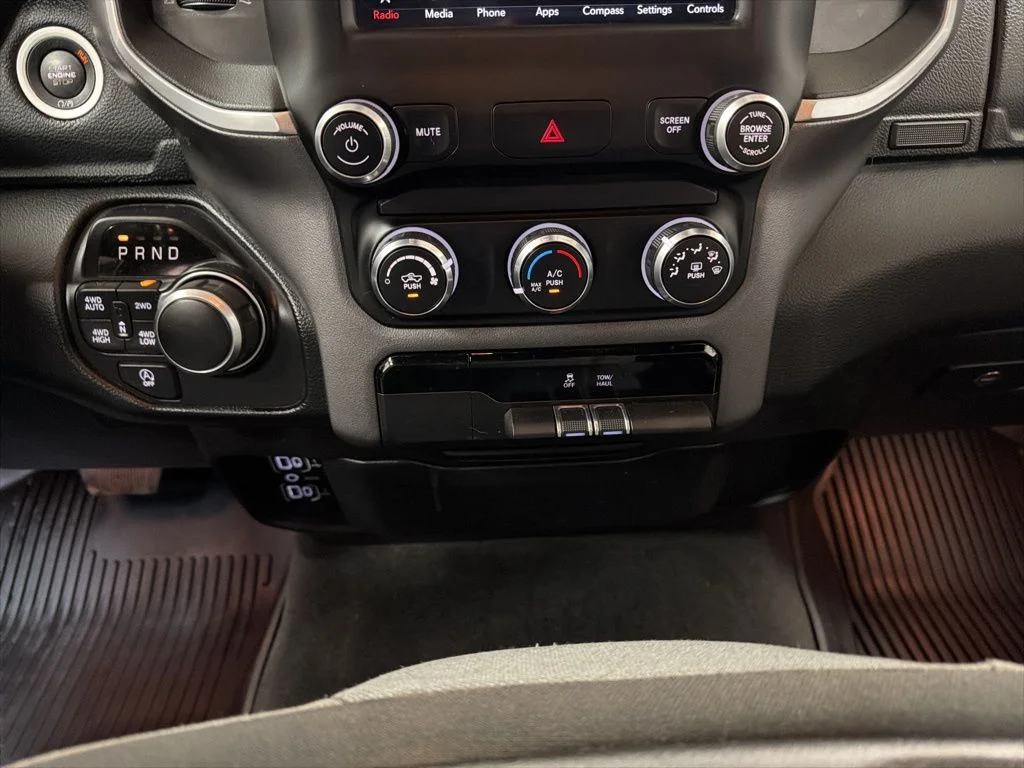 Used 2021 Blue Ram Big Horn/Lone Star image 19