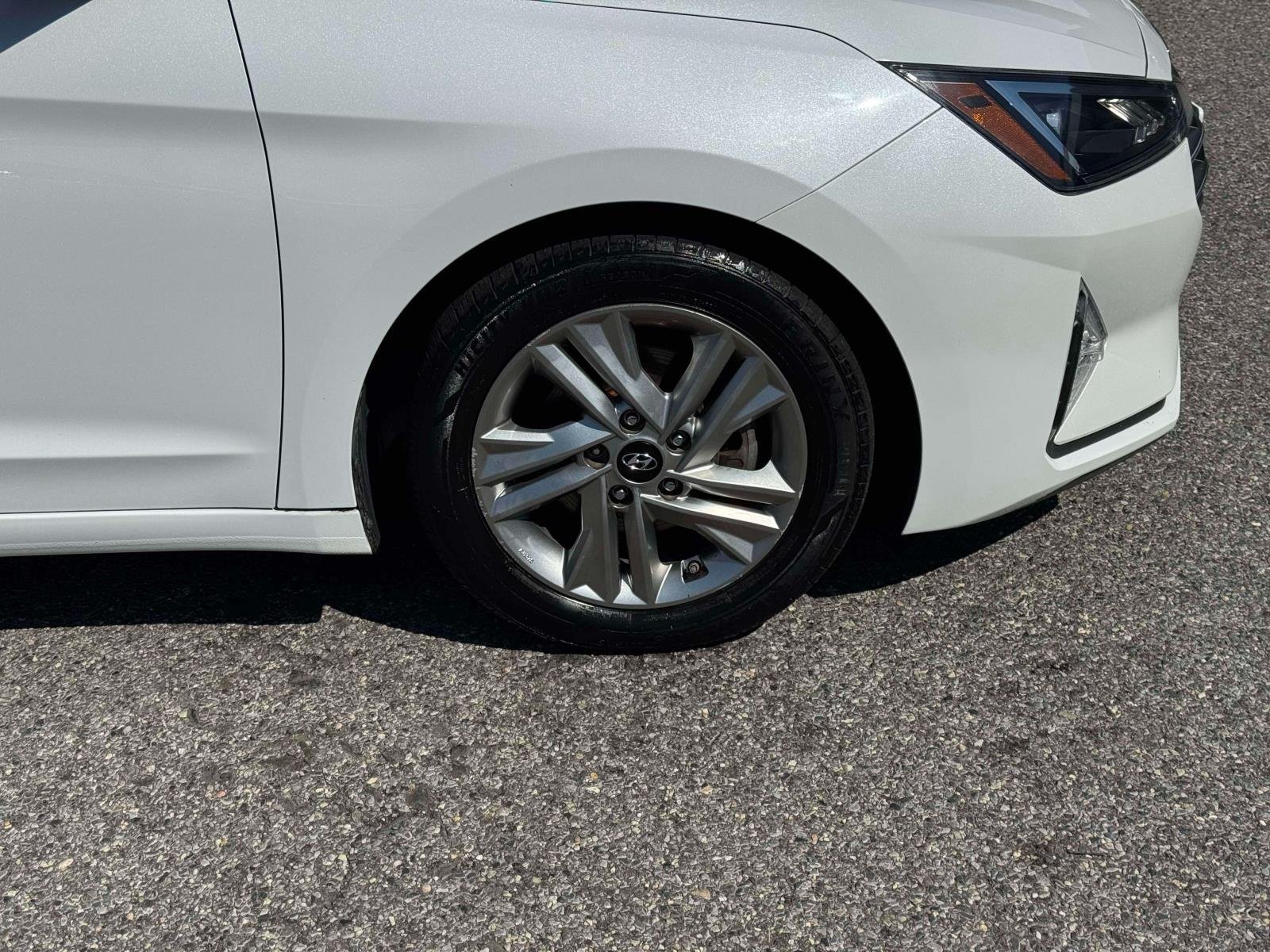 Certified Used 2020 White Hyundai SEL image 9