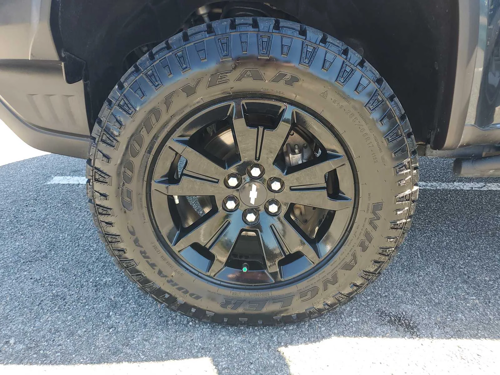 Used 2019 SHADOW GRAY METALLIC Chevrolet 4WD ZR2 image 14