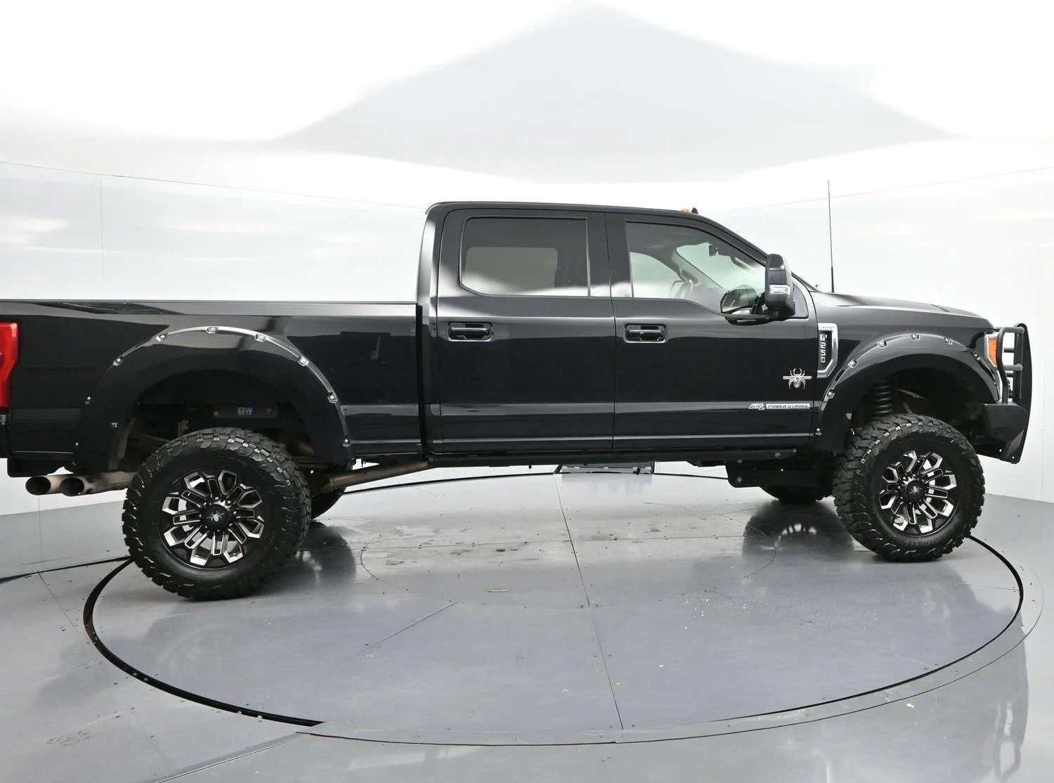 Used 2019 Agate Black Ford LARIAT image 8
