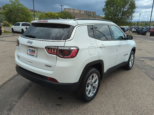 Certified Used 2025 White Jeep Latitude image 4