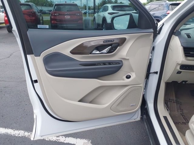 Used 2024 White GMC Denali image 12
