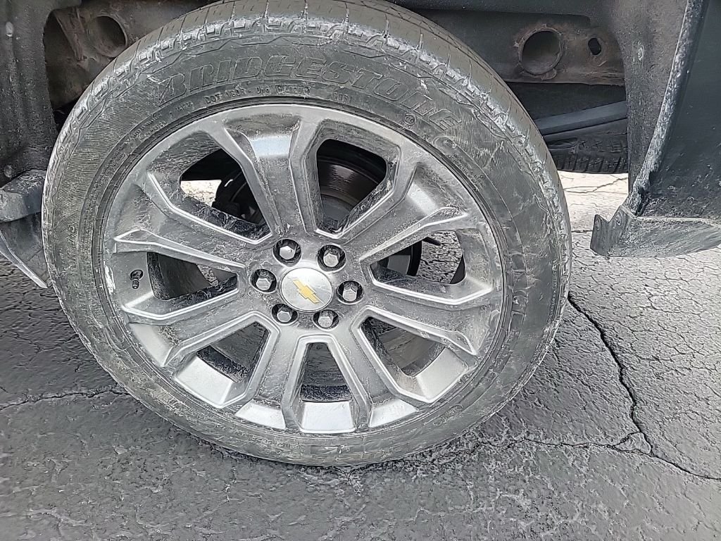 Used 2018 Black Chevrolet High Country image 8