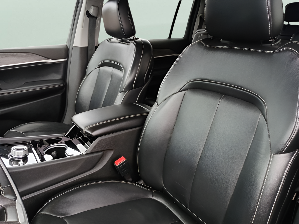 Used 2021 Gray Jeep Limited image 25