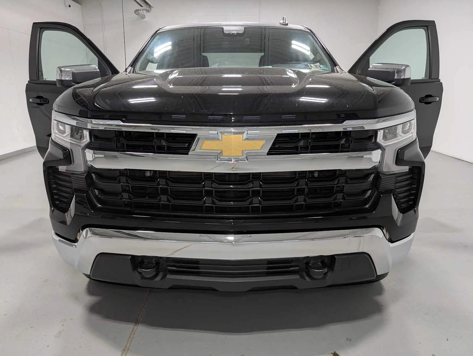Used 2022 Black Chevrolet LT image 15