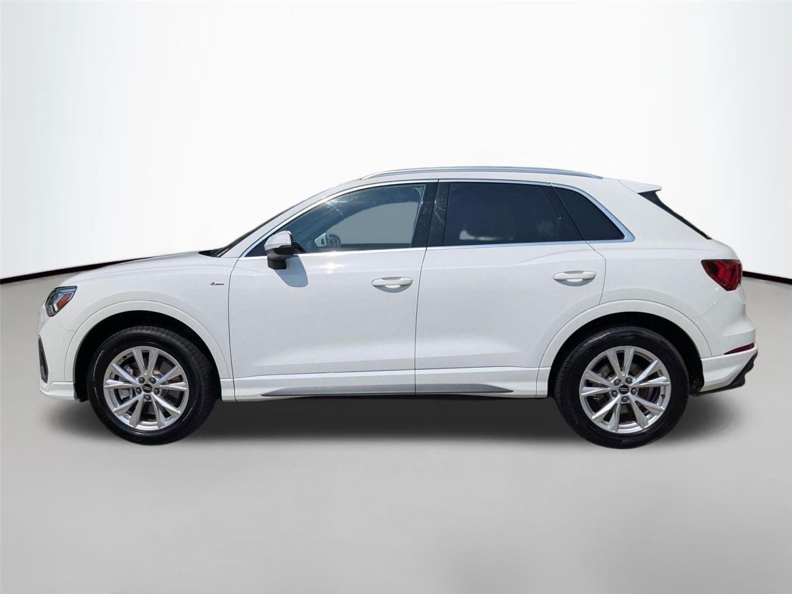 Used 2025 Arkona White Audi S line Premium image 8