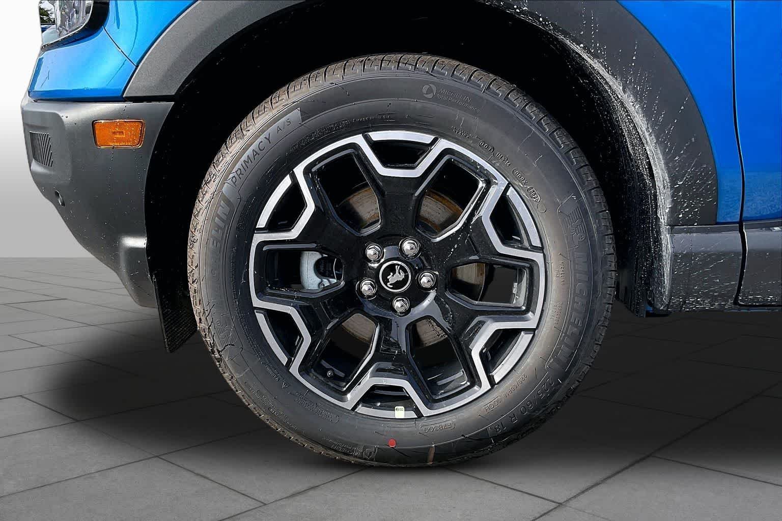 New 2026 Velocity Blue Metallic Ford Outer Banks® image 8
