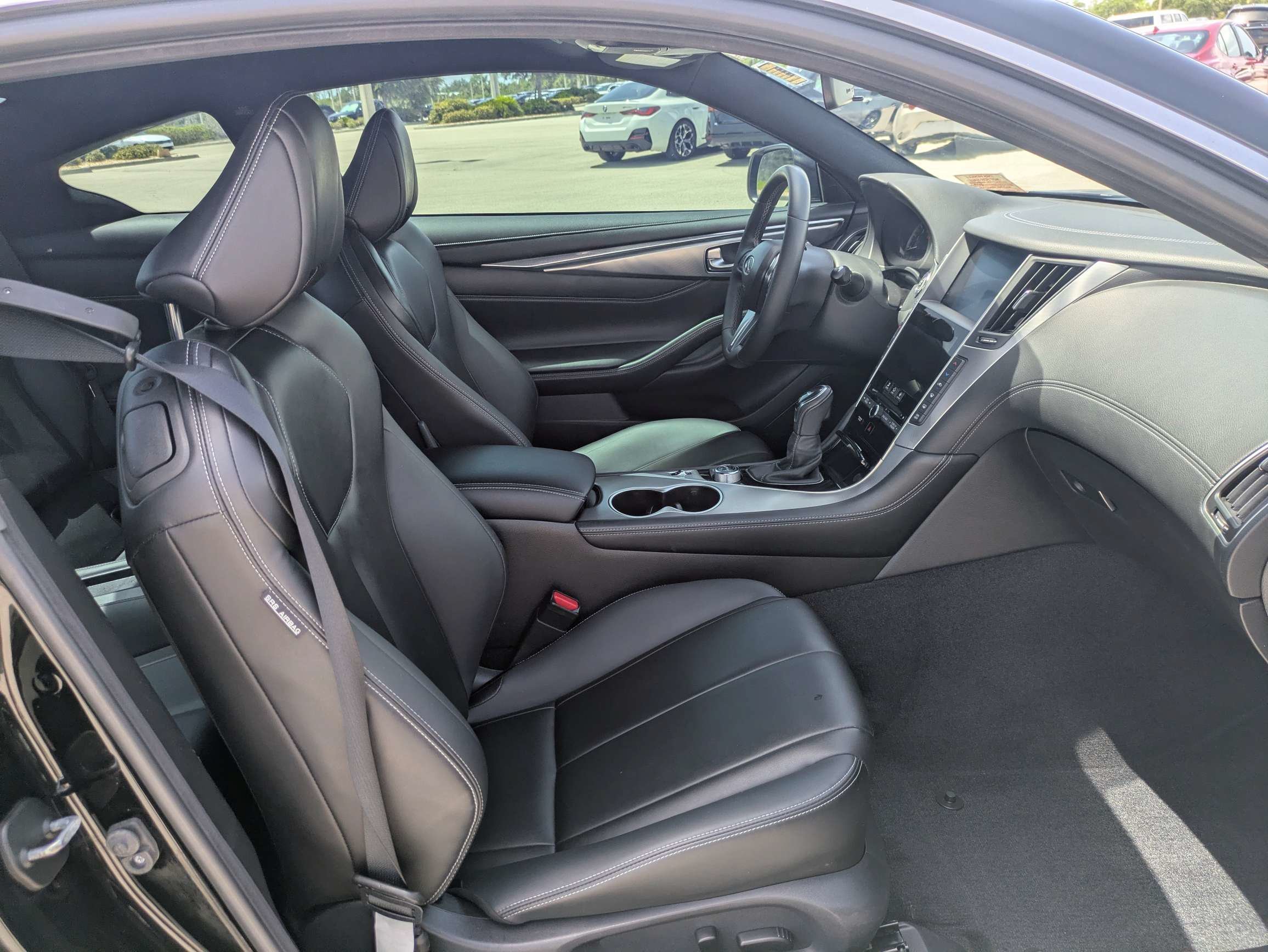 Used 2022 Black Obsidian INFINITI PURE image 21