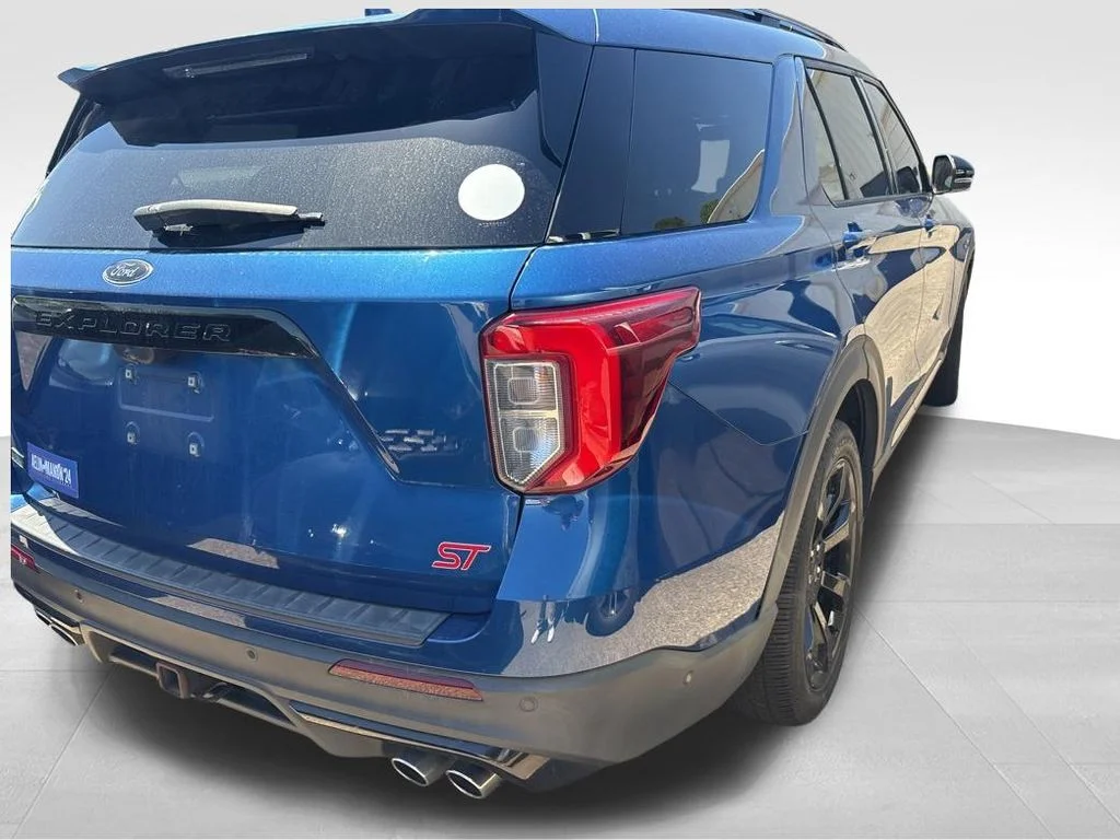 Used 2020 Blue Ford ST image 11