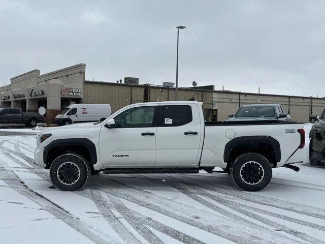 2026 Toyota Tacoma TRD Off Road - Photo 8