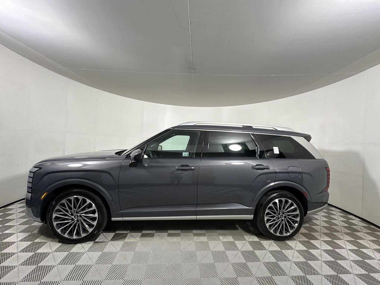 New 2026 Ecotronic Gray Pearl Hyundai Calligraphy image 4