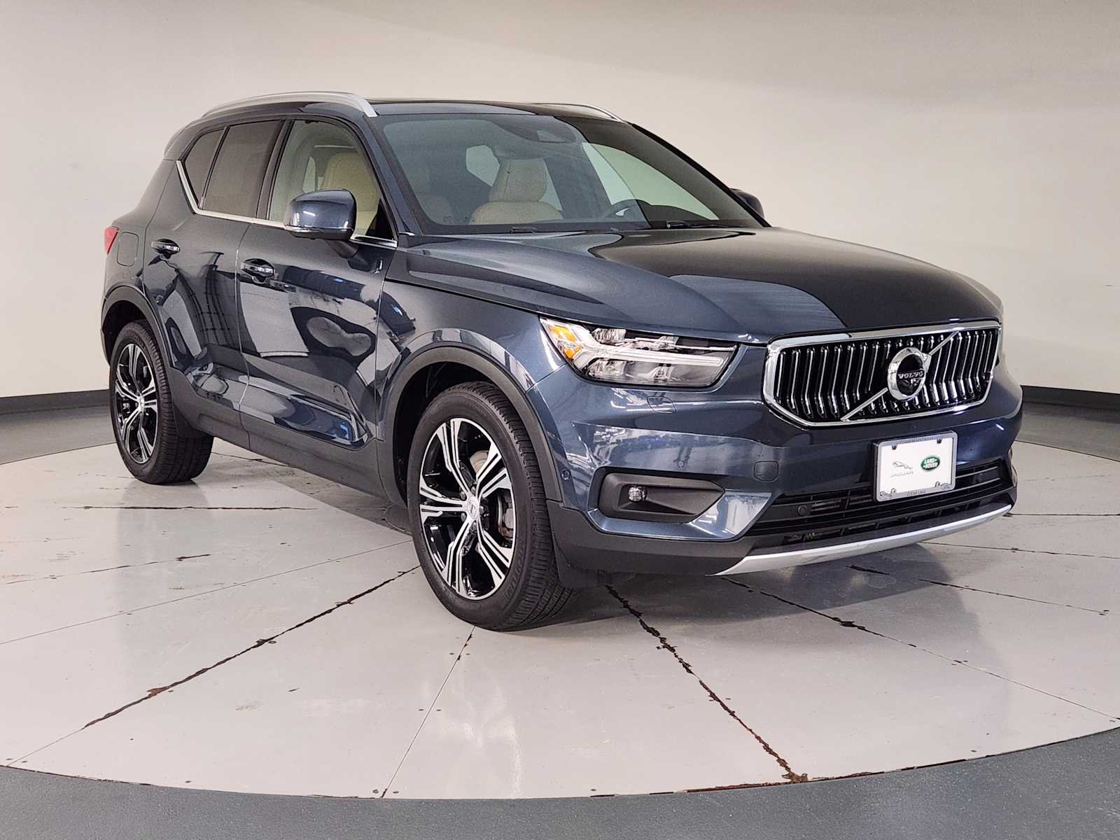 Used 2021 Denim Blue Metallic Volvo Inscription image 7