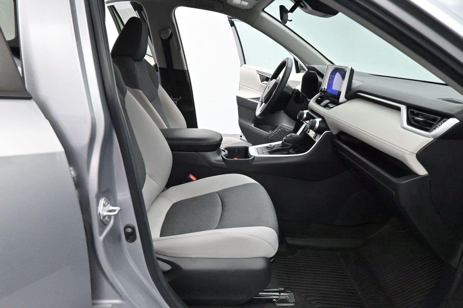 Used 2023 Silver Sky Metallic Toyota XLE image 30