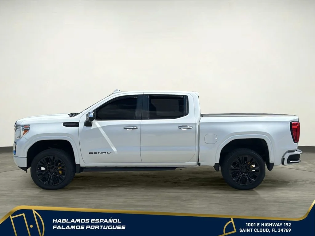 Used 2021 WHITE FROST TRICOAT GMC Denali image 3