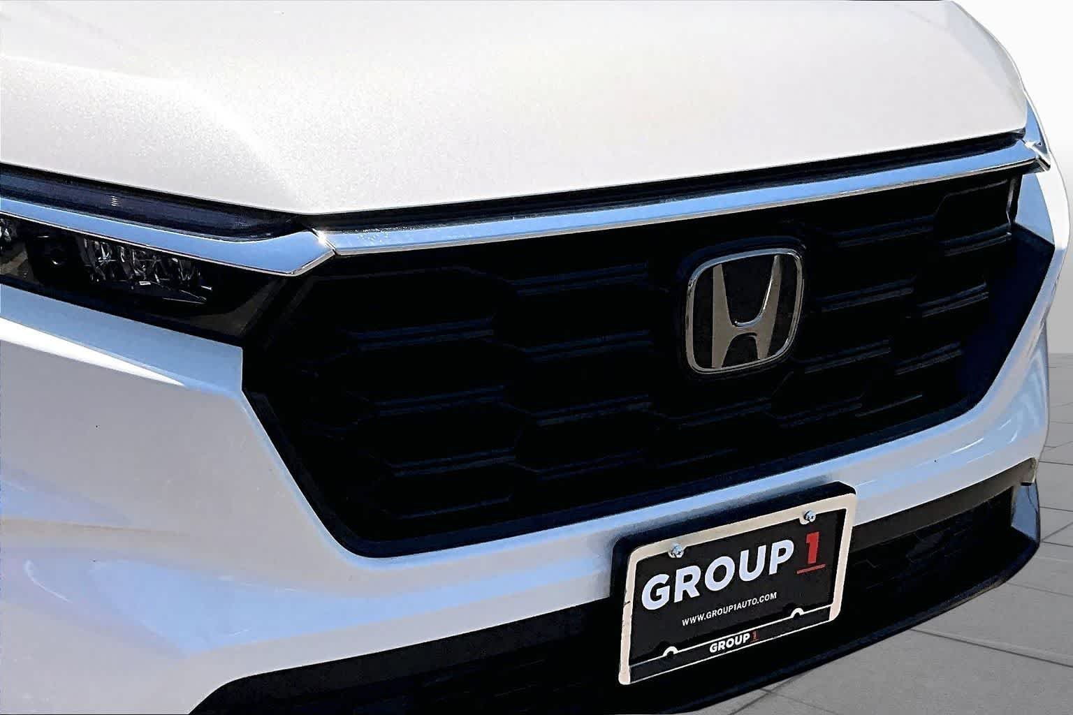 Certified Used 2023 Platinum White Pearl Honda 1.5T AWD LX image 31