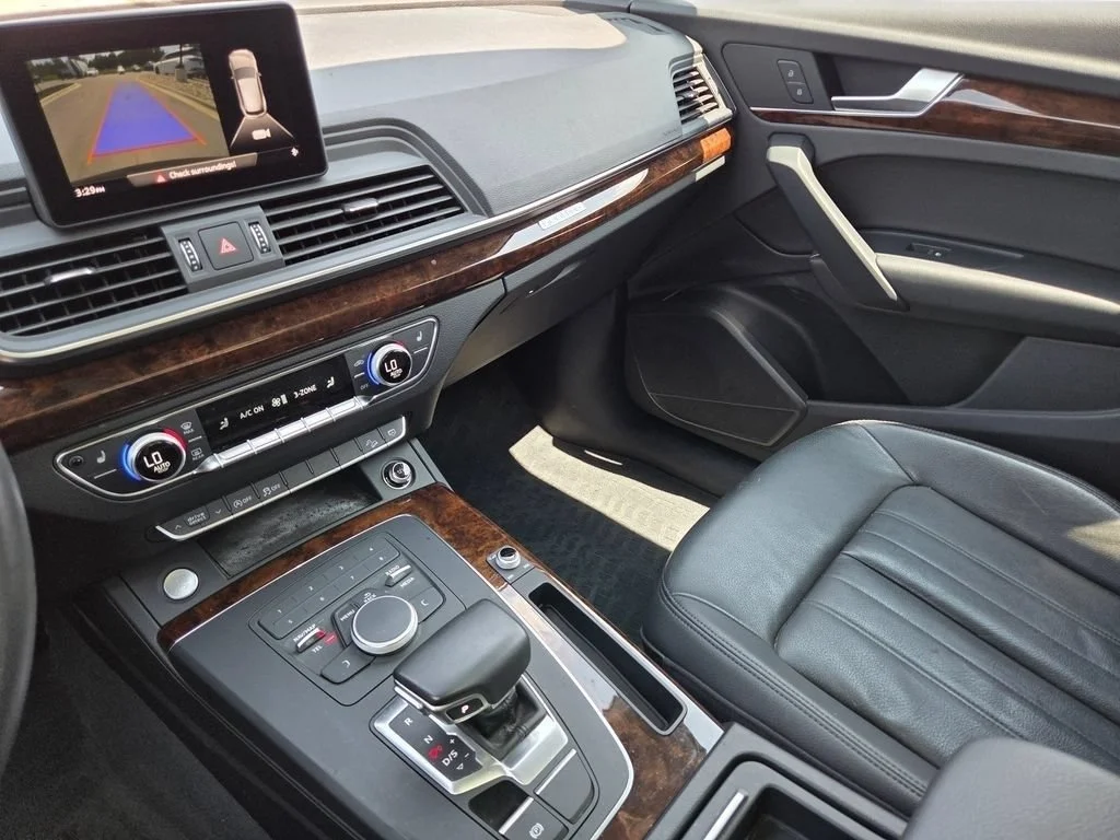 Used 2018  Audi Premium image 35