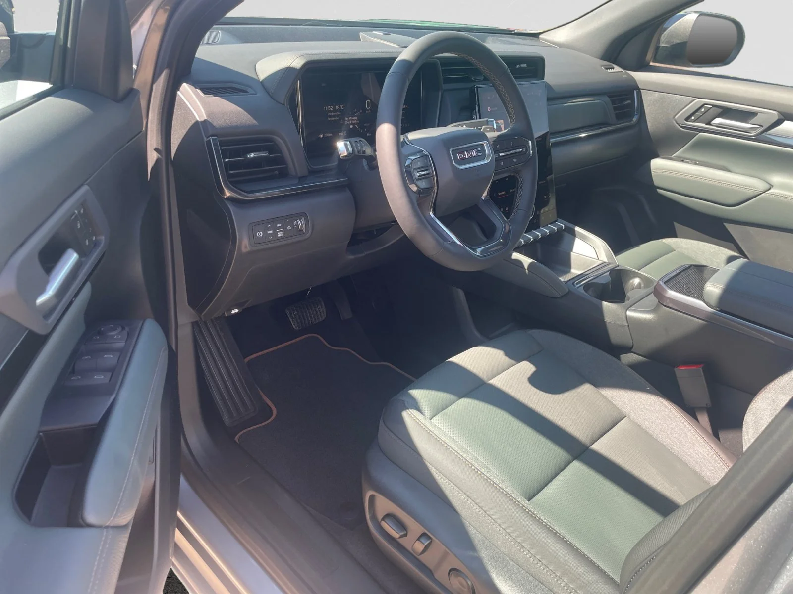 New 2027 Sterling Metallic GMC AWD AT4 image 13