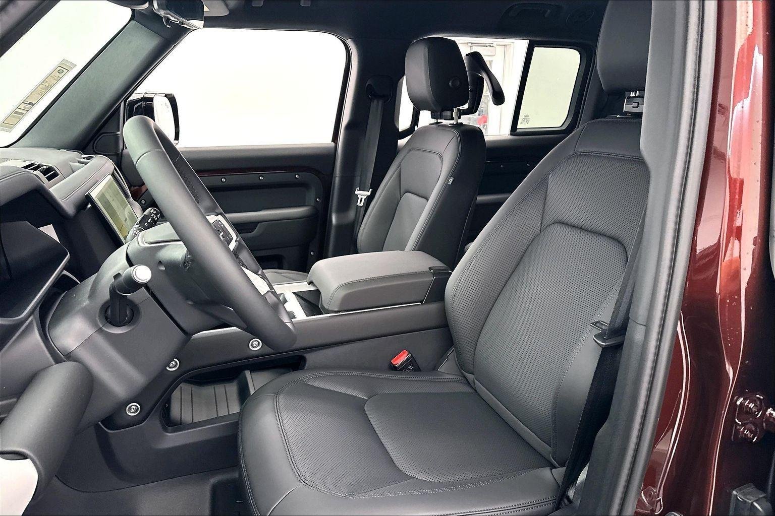 New 2026 Sedona Red Metallic Land Rover S image 26