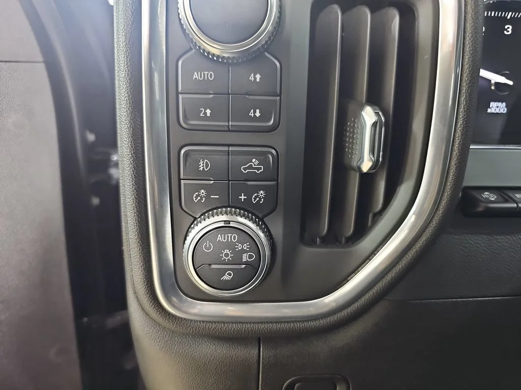 Certified Used 2021 DARK SKY METALLIC GMC Denali image 31