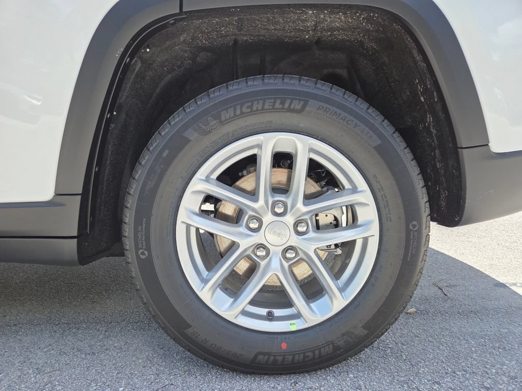 New 2026 Bright White Clearcoat Jeep Laredo X image 7