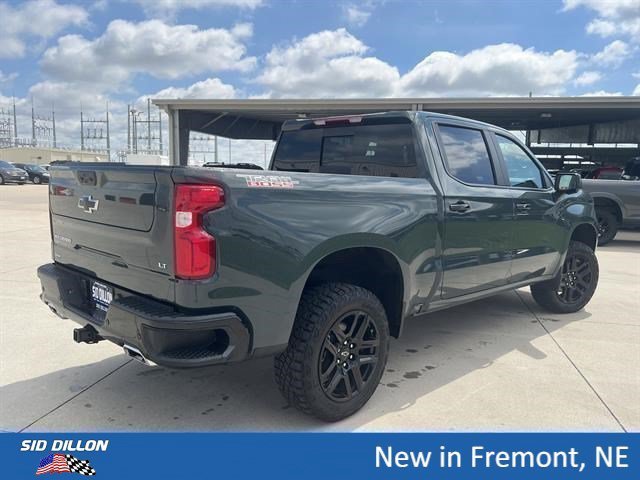2026 Chevrolet Silverado 1500 LT Trail Boss - Photo 2