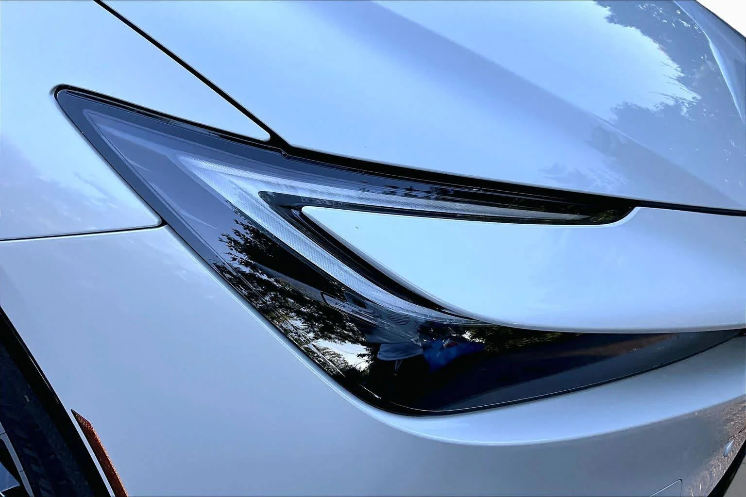 2026 Toyota Prius Plug-in Hybrid XSE - Photo 25