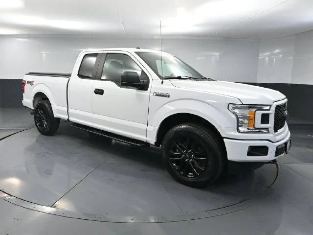 Used 2019 White Ford XL image 1