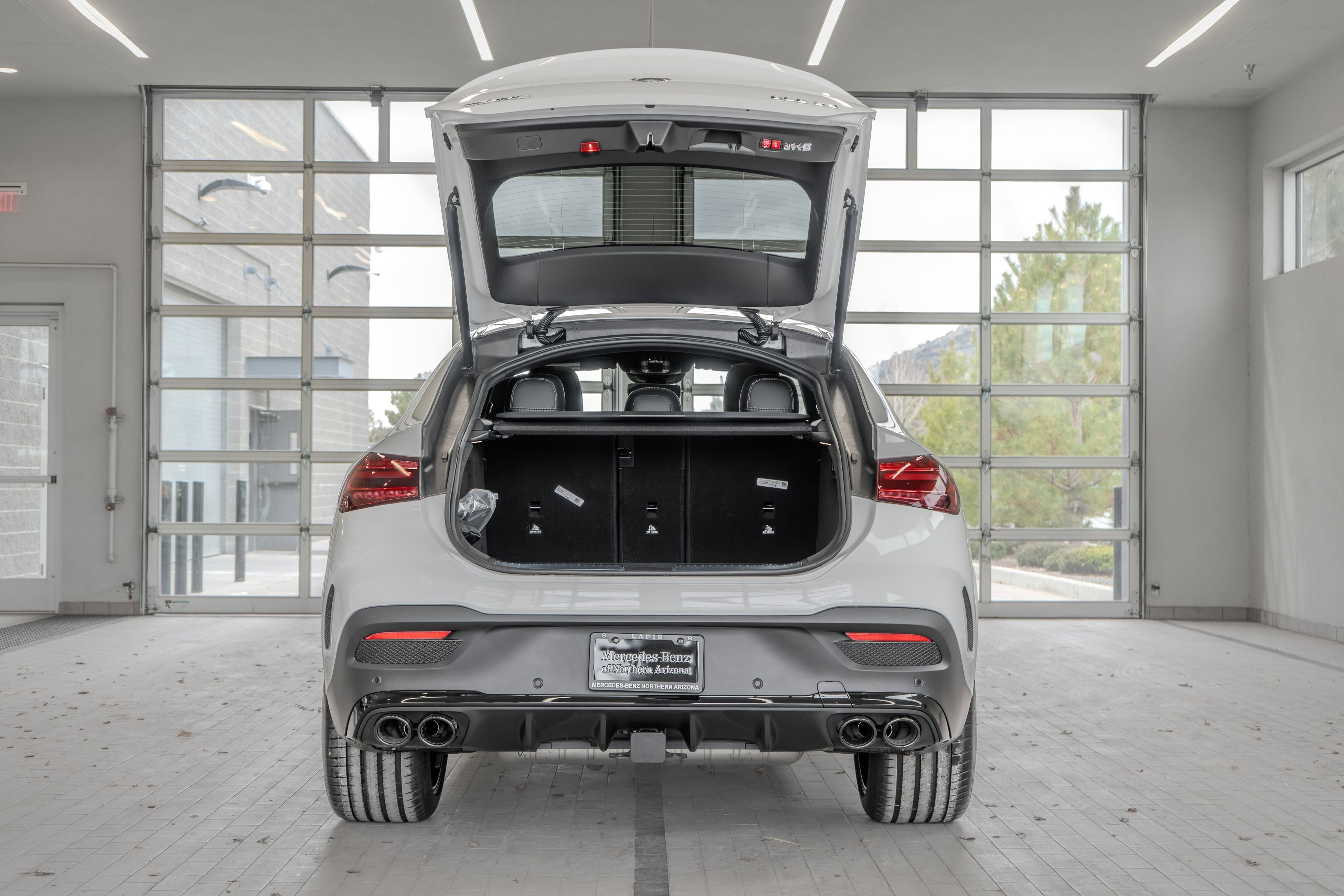 New 2026 MANUFAKTUR Moonlight White Metallic Mercedes-Benz GLE 53 AMG® image 52