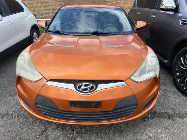 Used 2012 Beige Hyundai Base image 2