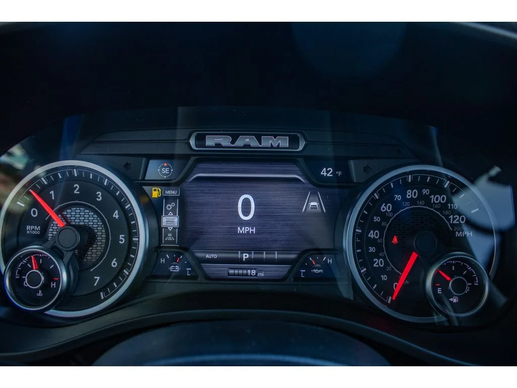 2026 RAM 1500 Laramie - Photo 19